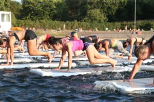 Aqua FloatFit: Trendige Abwechslung zum Landtraining