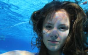 Darf ich mit Heuschnupfen schwimmen?