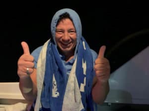 André Wiersig schwimmt Cook Strait in 8 Stunden und 2 Minuten