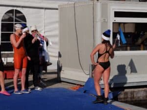 Martins WM-Tagebuch | Profis und Hobbyschwimmer Seit’ an Seit’