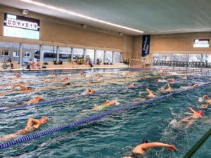 SWIM 100×100 am 12. März 2022 in Dresden