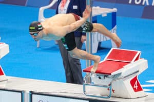 Milak schwimmt souverän auf Goldkurs