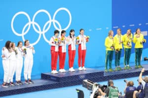 China mit Weltrekord und USA vor Topfavorit aus Australien
