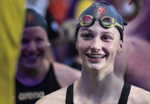 400 Meter Freistil | 16-jährige Summer McIntosh schwimmt Weltrekord