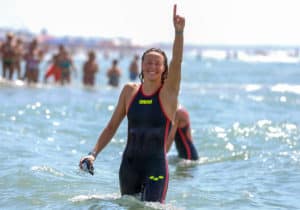 Andere Taktik, gleiches Ergebnis | Leonie Beck überragt in Belgrad und schafft das Gold-Doppel