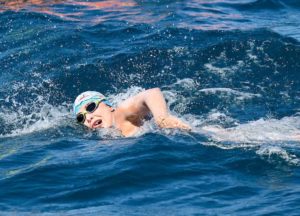 Erfolg im dritten Versuch | Nathalie Pohl durchschwimmt Cookstraße mit starker Zeit