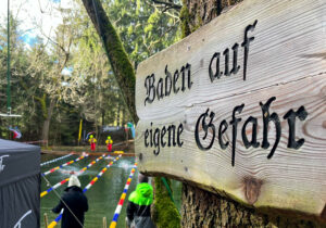 Deutsche Meisterschaften im Eisschwimmen | Zollhaus Open mit Rekordbeteiligung