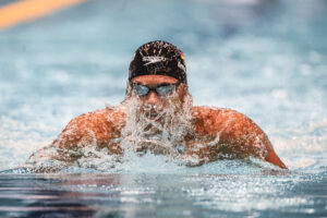 100 Meter Brust | Imoudu schwimmt als Schnellster ins Finale