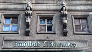 Lost Places in Berlin | Wie digitale Kunst  dem Stadtbad Lichtenberg neues Leben einhaucht