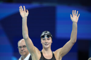 17-Jährige holt zweites Olympia-Gold | Australische Staffel wieder vorn