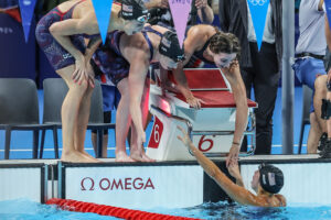 Furioses Staffel-Finale mit Marchand und Manaudou| DSV-Männer Siebte – US-Frauen schwimmen Weltrekord
