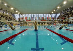 Pöbelnde Jugendgruppen in der Schwimmoper | Mehr Security soll jetzt für Ruhe sorgen
