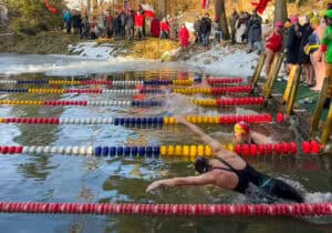 Eisschwimmen | Coole Meisterschaften im Erzgebirge