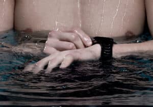 So kannst du beim Schwimmen deine maximale Herzfrequenz ermitteln
